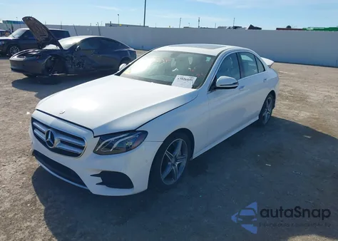 2017 Mercedes-Benz E 300 из США, поврежденный, VIN WDDZF4JB1HA023697